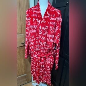 𝅺Christmas Women’s Plush robe NWT ❄️❄️